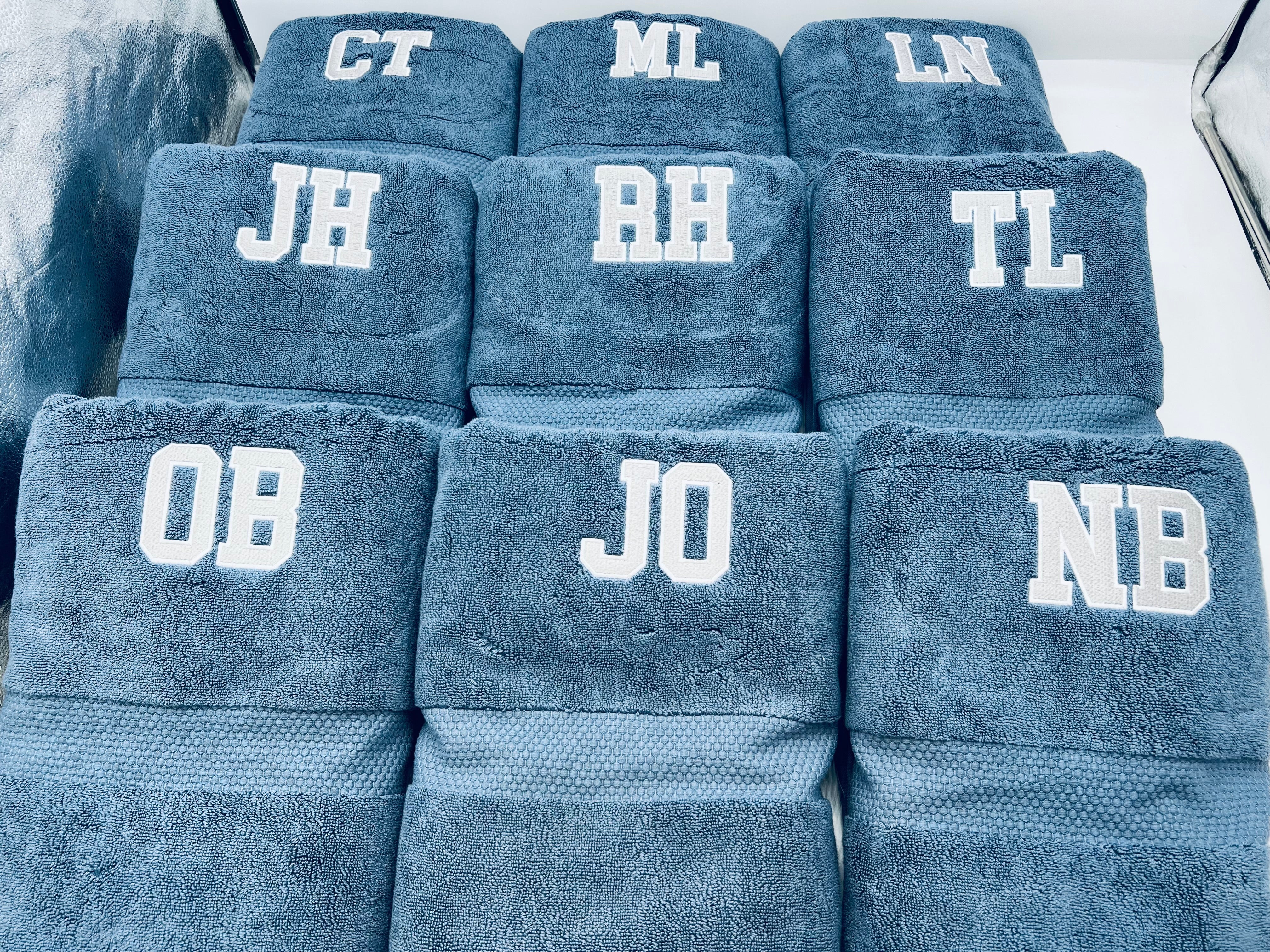 Attelia Bath Towels